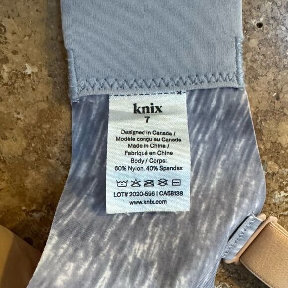 Knix Evolution Reversible Wire-Free Bra in Nude/Heathered Grey Size 7 - Picture 6 of 7